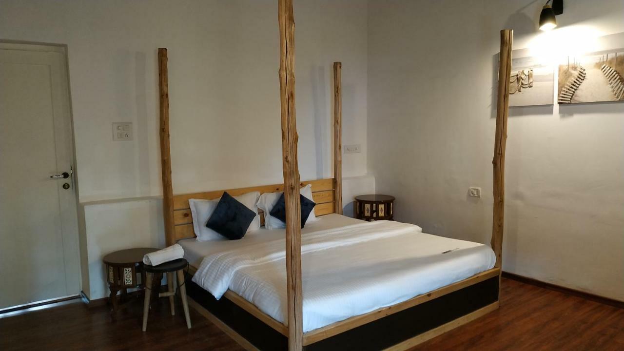 The White Balcao Hostel Panaji Exterior foto
