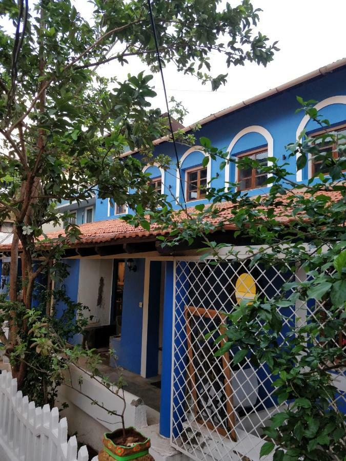 The White Balcao Hostel Panaji Exterior foto